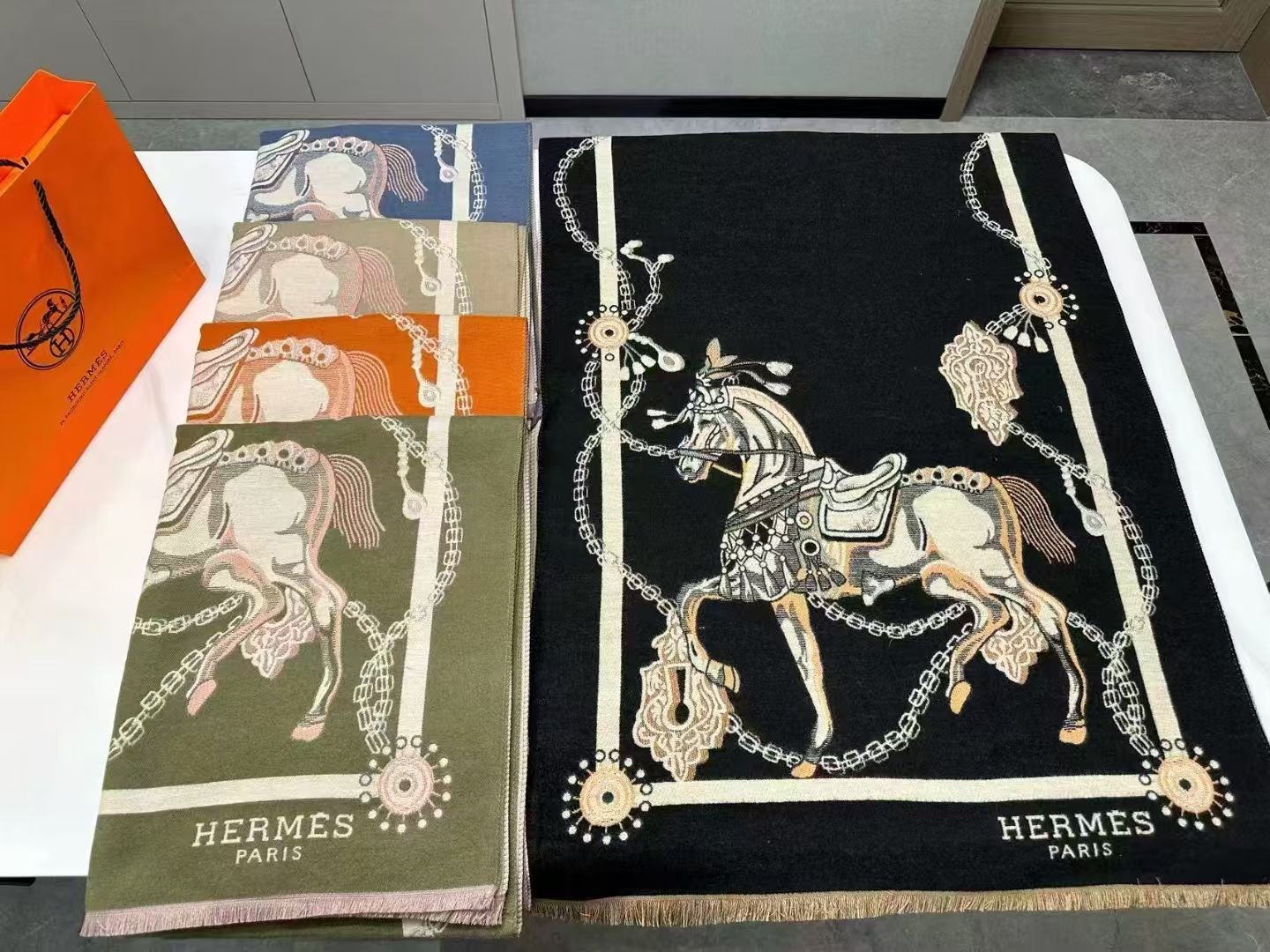 Master quality shawls